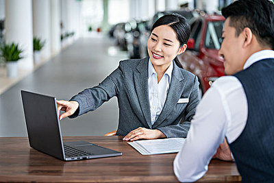 汽車銷售 洞察市場脈動，駕馭職業未來
